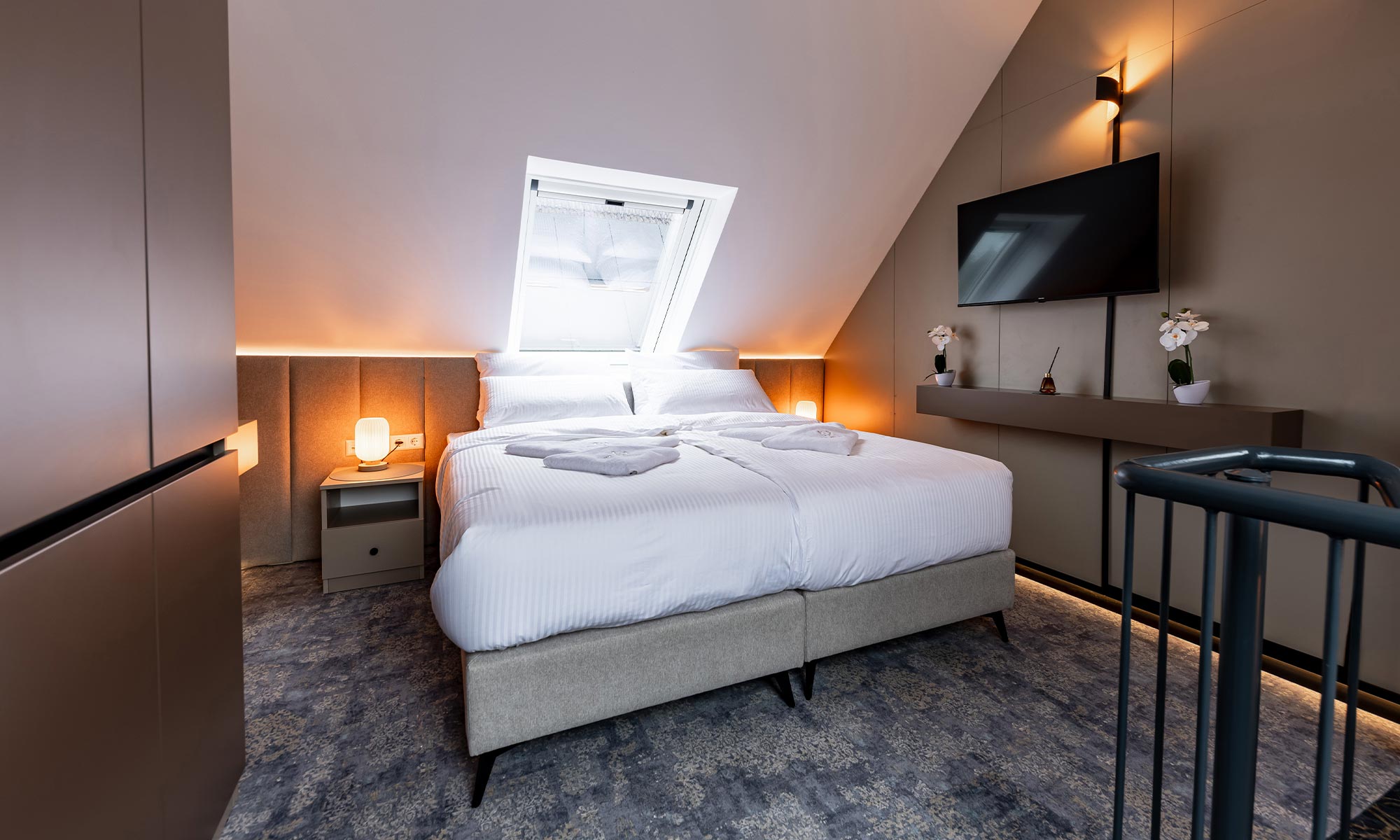 Hotel Bel'vu Doppelbett Dachschräge